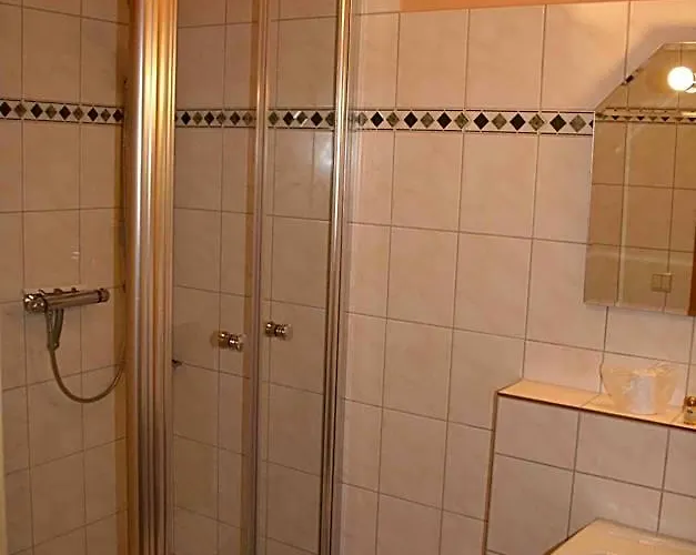Albertus Paris 3* Hamburg